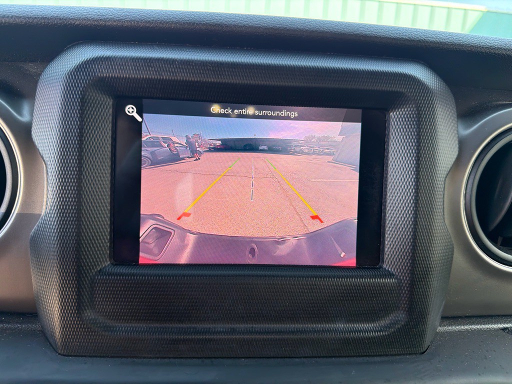 2020 Jeep Gladiator Image 16