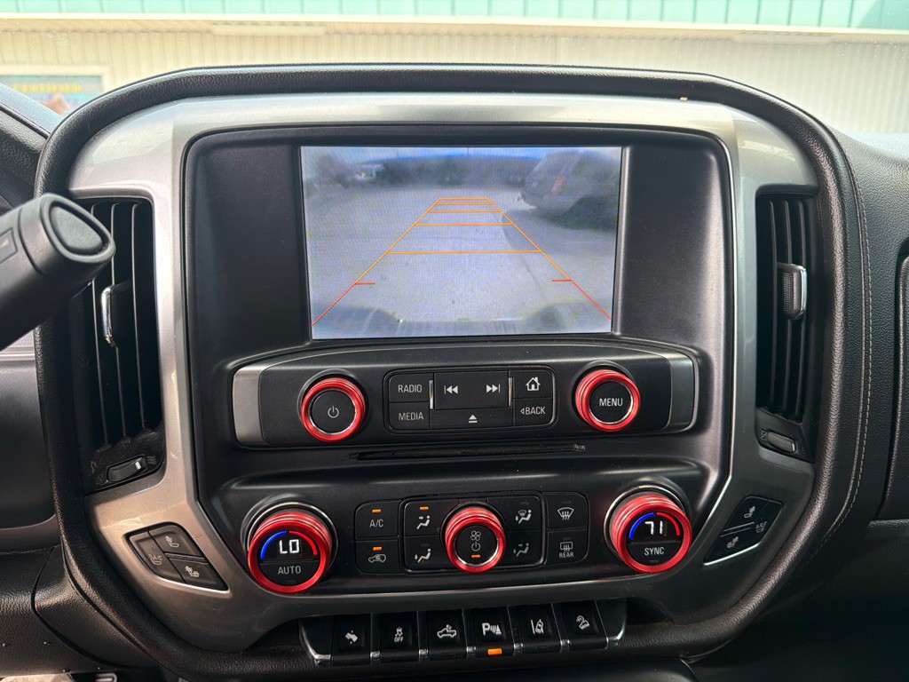 2015 Chevrolet Silverado 1500 Image 18