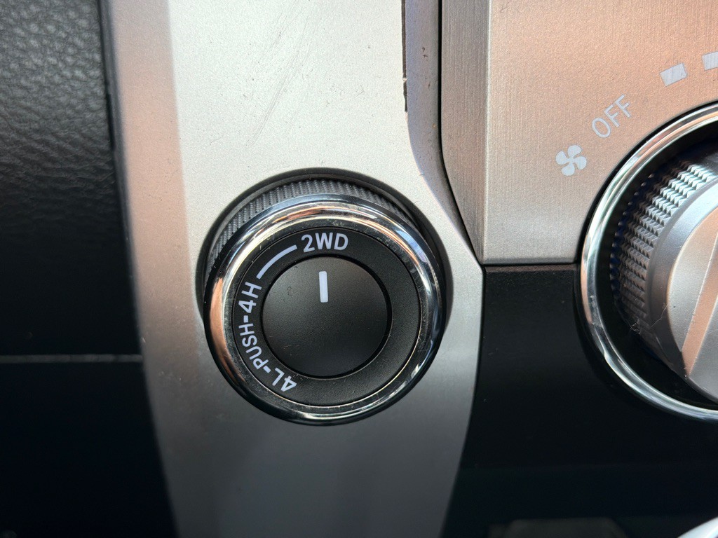 2019 Toyota Tundra Image 19