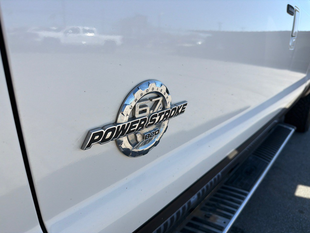 2015 Ford F-350 Image 10