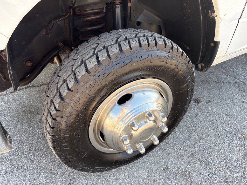 2013 RAM 3500 Image 9