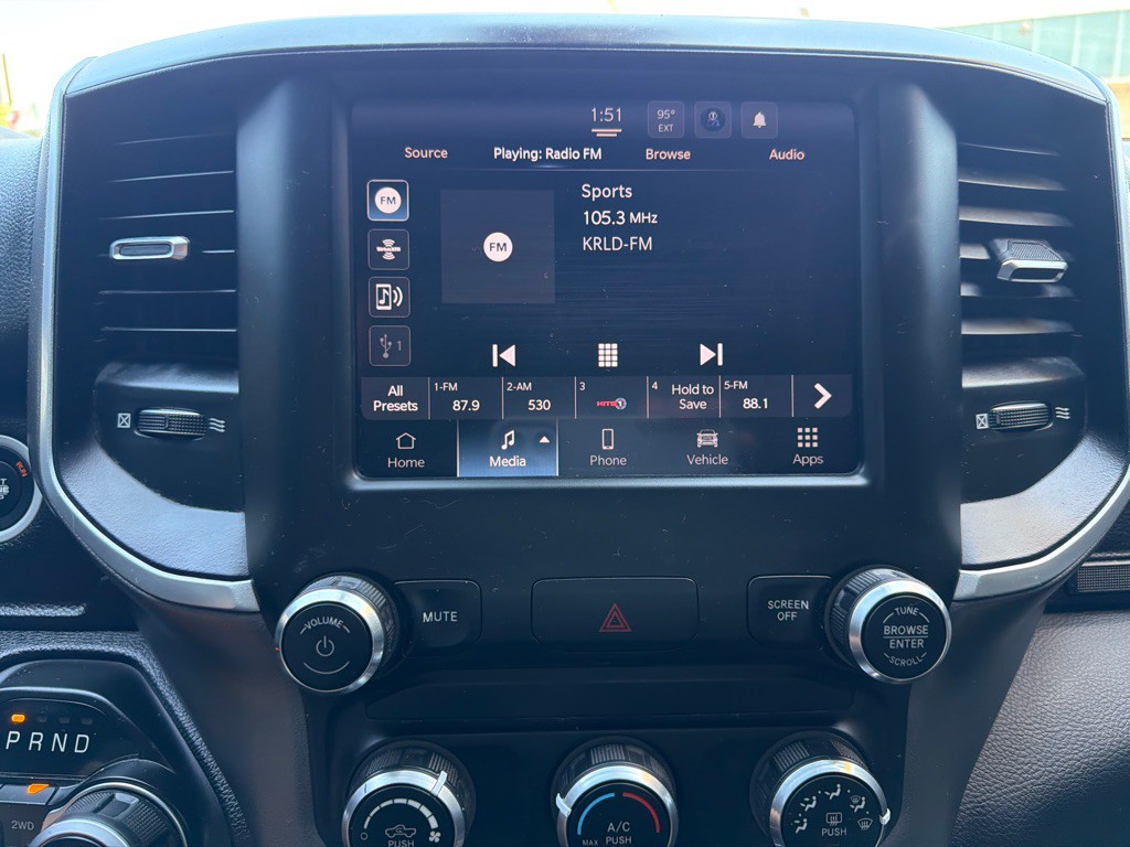 2022 RAM 1500 Image 16