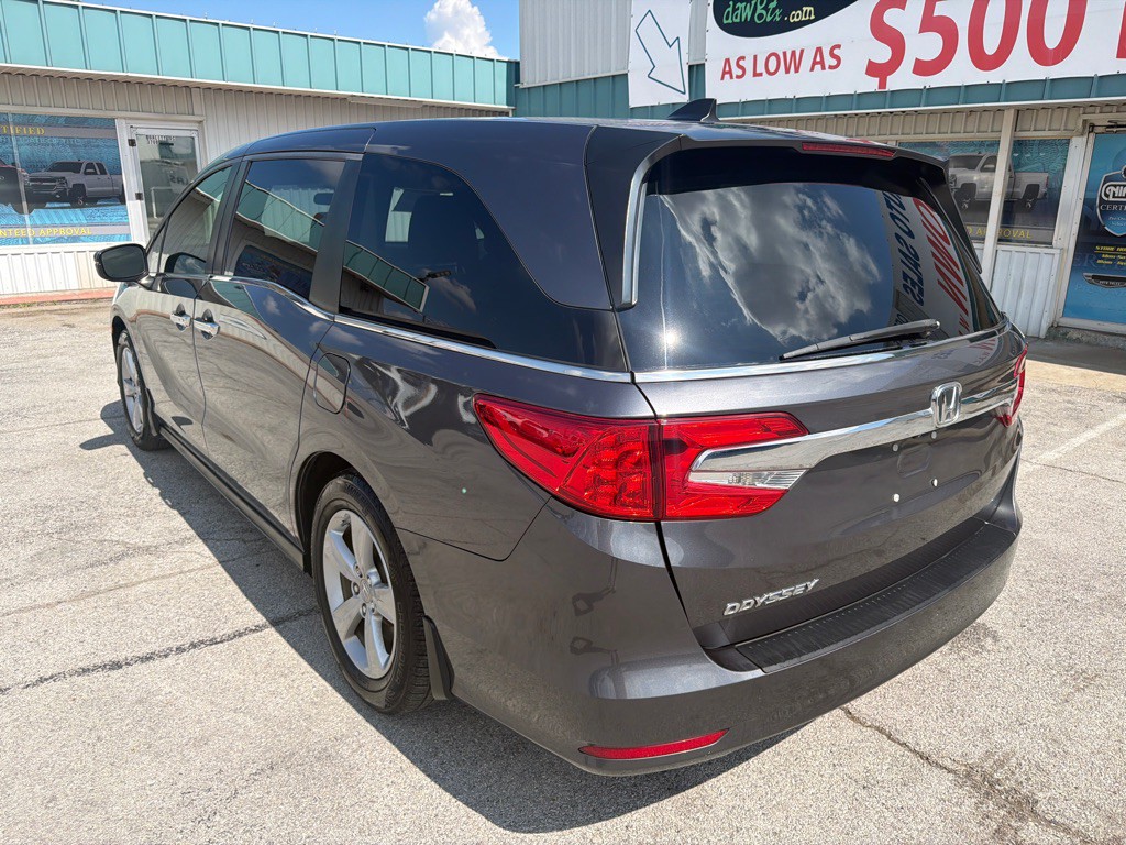 2018 Honda Odyssey Image 3