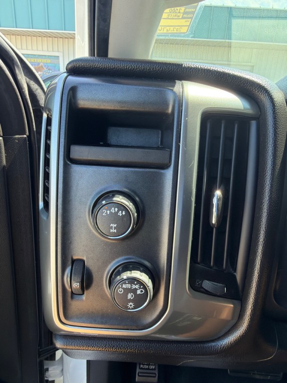 2018 Chevrolet Silverado 1500 Image 13