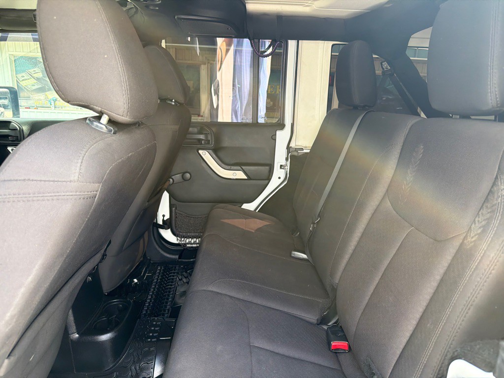 2017 Jeep Wrangler Unlimited Image 11
