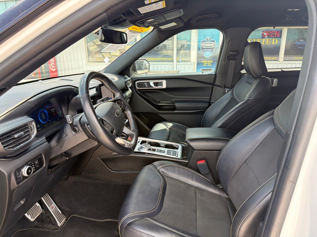 2022 Ford Explorer Image 11