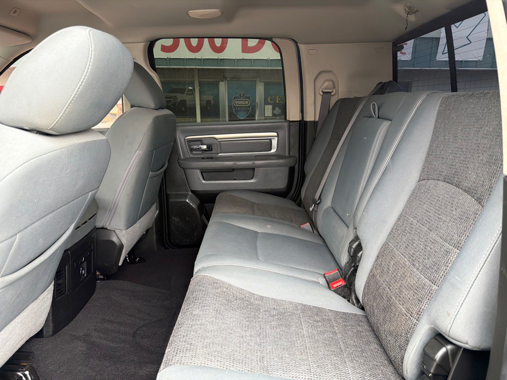 2018 RAM 2500 Image 12