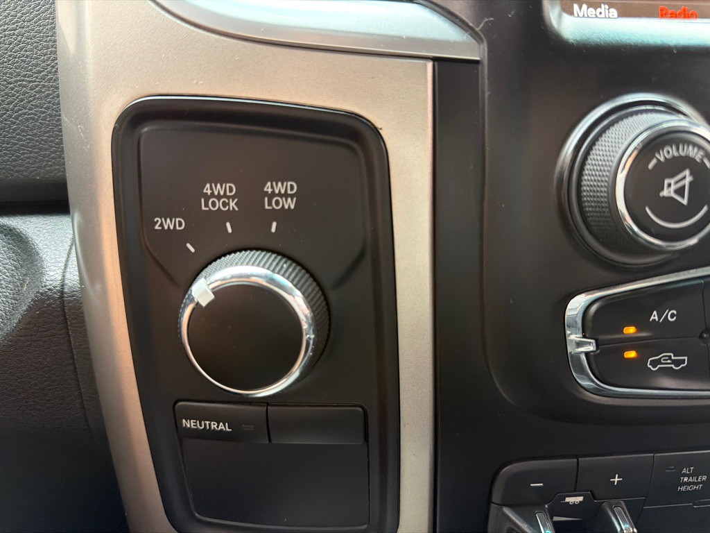 2018 RAM 2500 Image 16