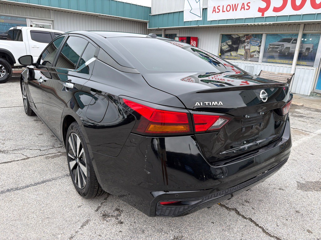 2022 Nissan Altima Image 3