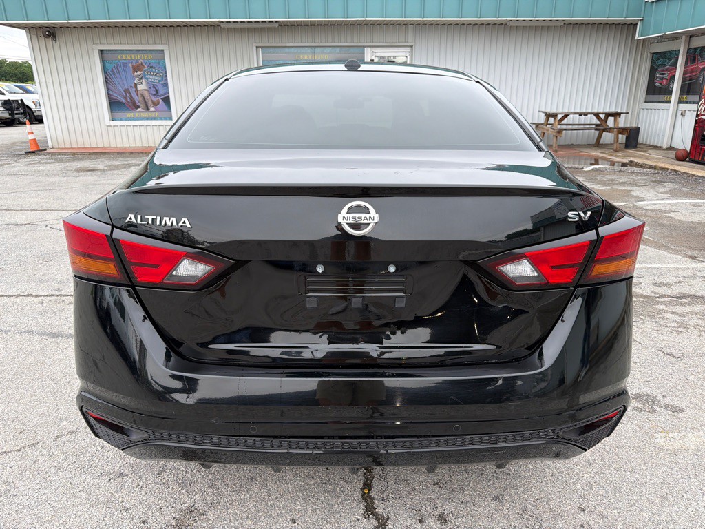 2022 Nissan Altima Image 4