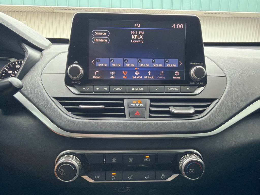 2022 Nissan Altima Image 14