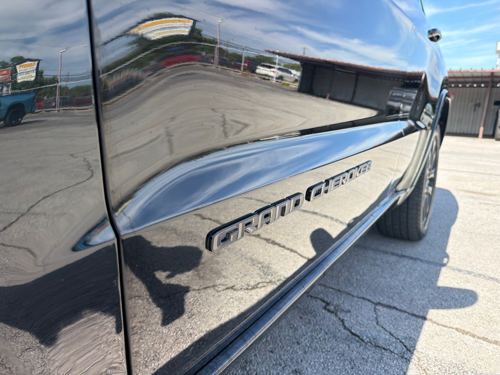 2019 Jeep Grand Cherokee Image 9