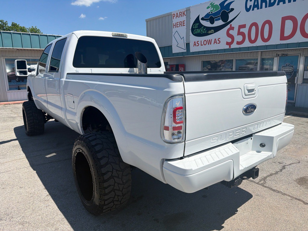 2015 Ford F-250 Image 3