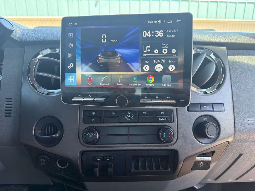 2015 Ford F-250 Image 15