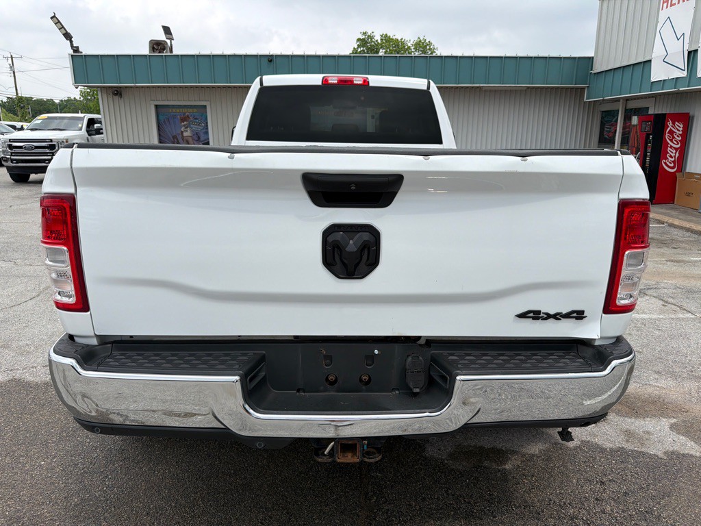 2019 RAM 3500 Image 4