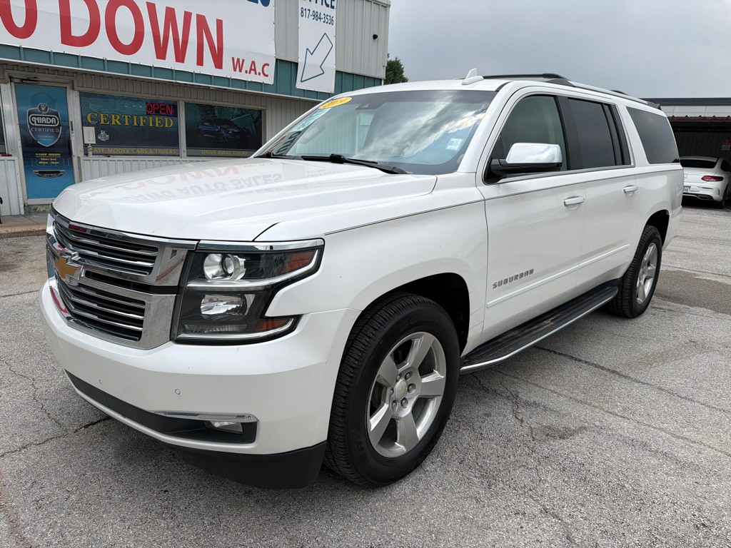 2019 Chevrolet Suburban Image 1