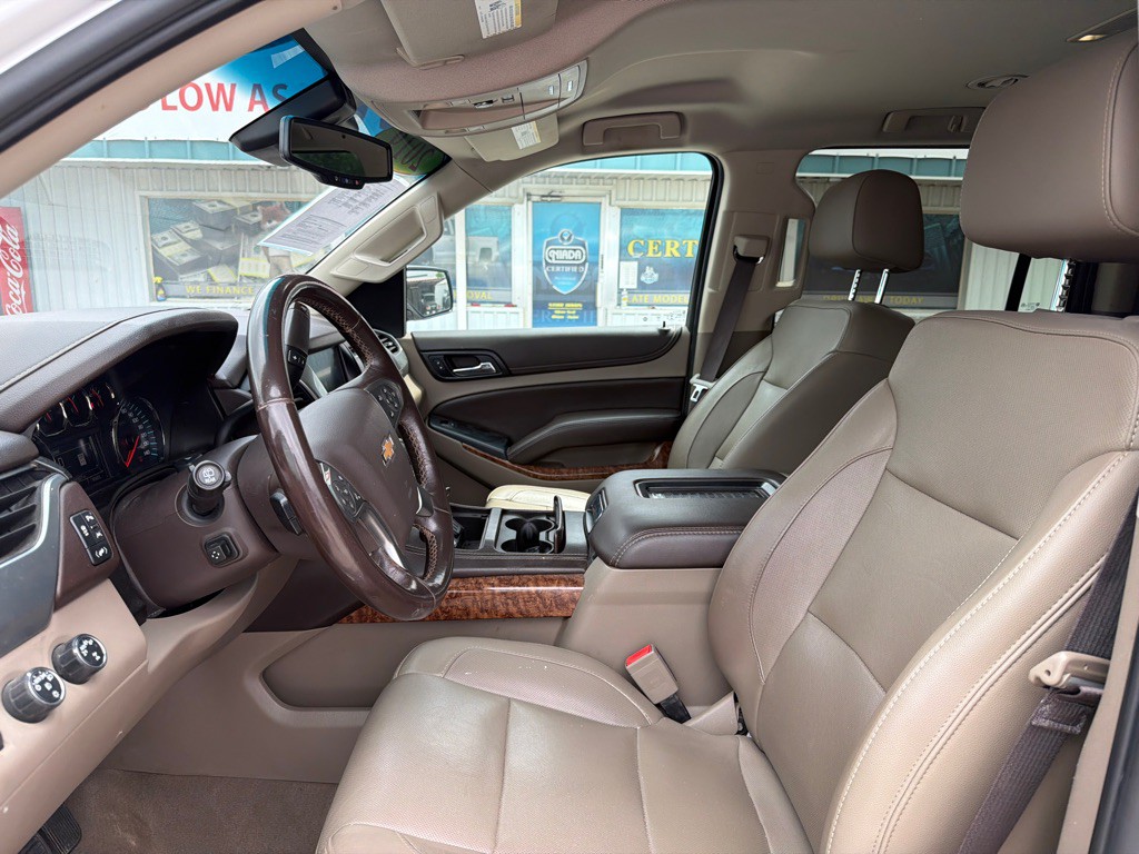 2019 Chevrolet Suburban Image 11