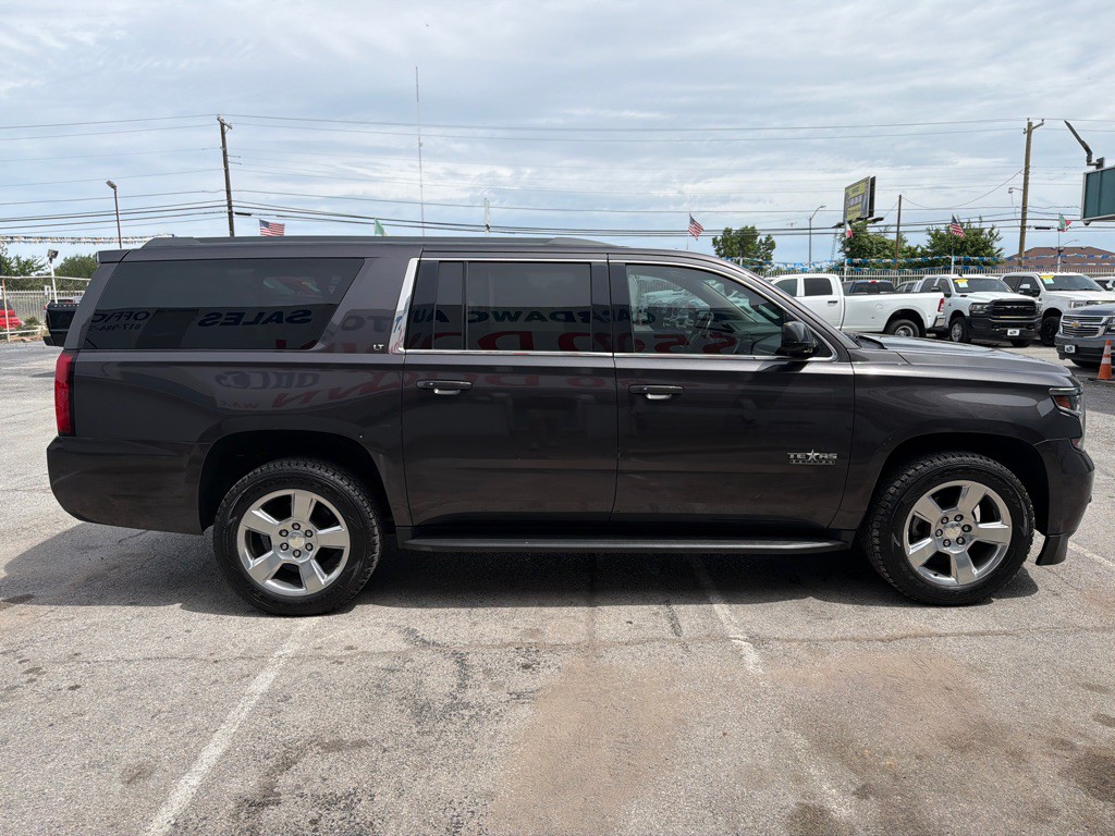 2018 Chevrolet Suburban Image 6