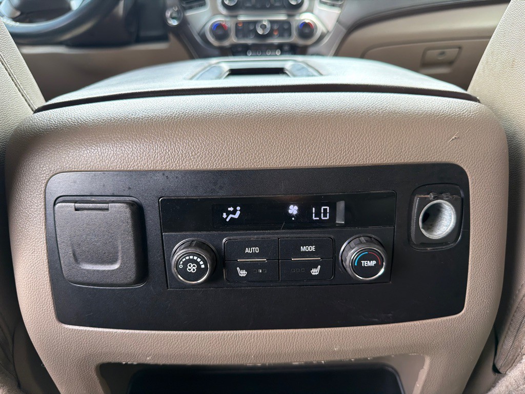 2018 Chevrolet Suburban Image 14