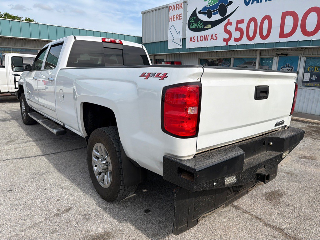 2019 Chevrolet Silverado 1500 Image 3