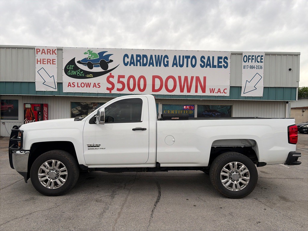 2017 Chevrolet Silverado 1500 Image 2