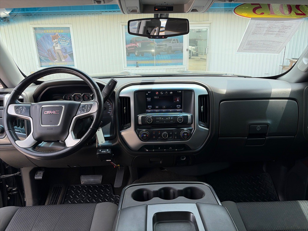 2015 GMC Sierra Image 14
