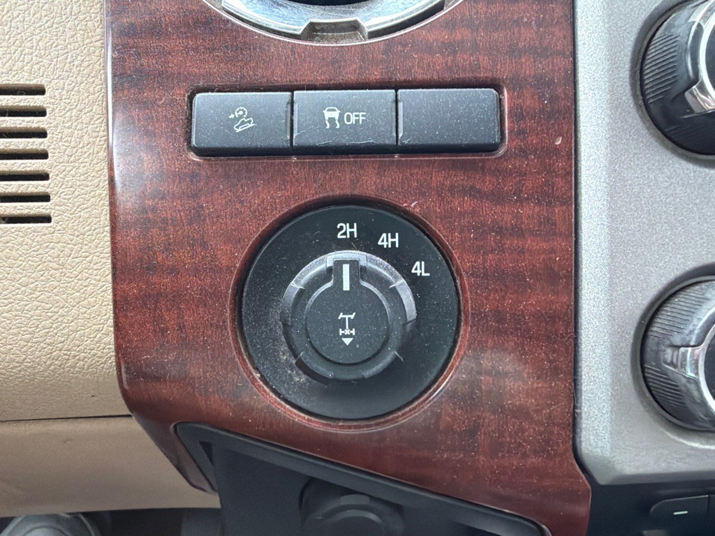 2014 Ford F-250 Image 18