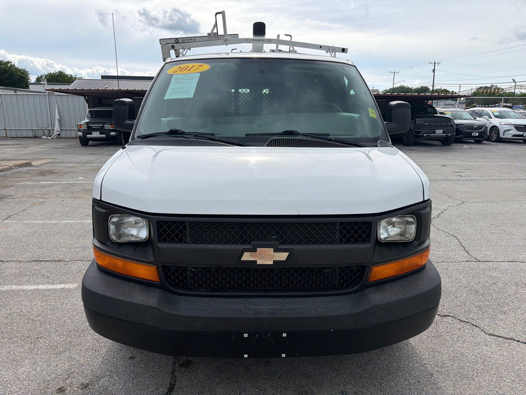 2017 Chevrolet Express Image 8