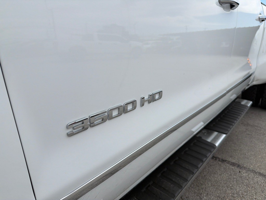 2018 Chevrolet Silverado 1500 Image 10