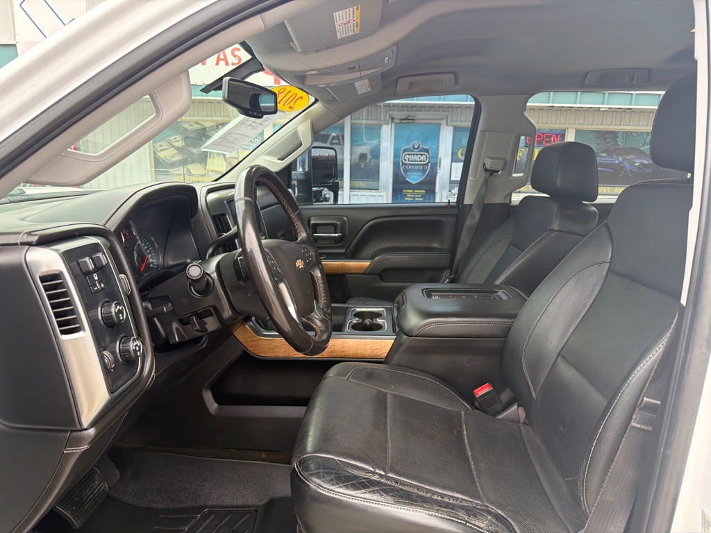 2018 Chevrolet Silverado 1500 Image 12