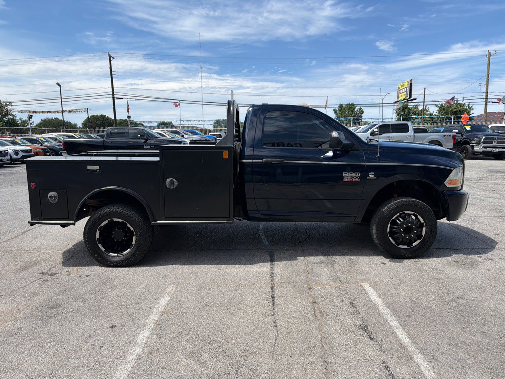 2012 Dodge Ram 3500 Image 6
