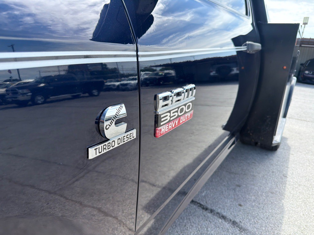 2012 Dodge Ram 3500 Image 9