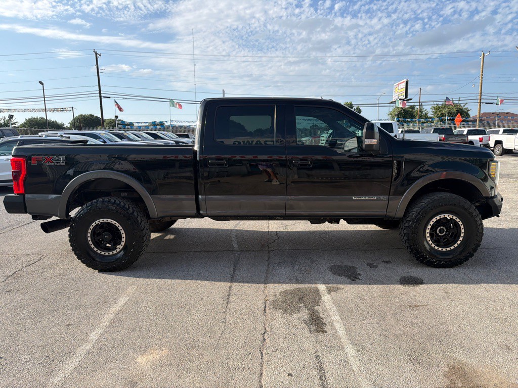 2017 Ford F-250 Image 6