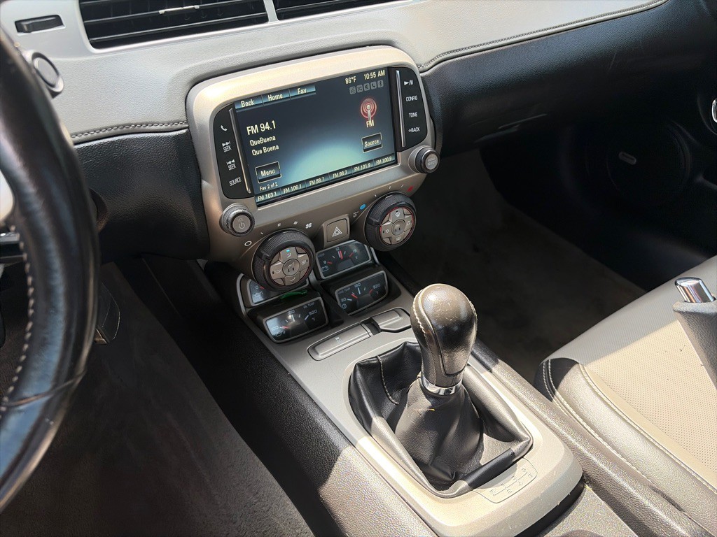 2015 Chevrolet Camaro Image 15