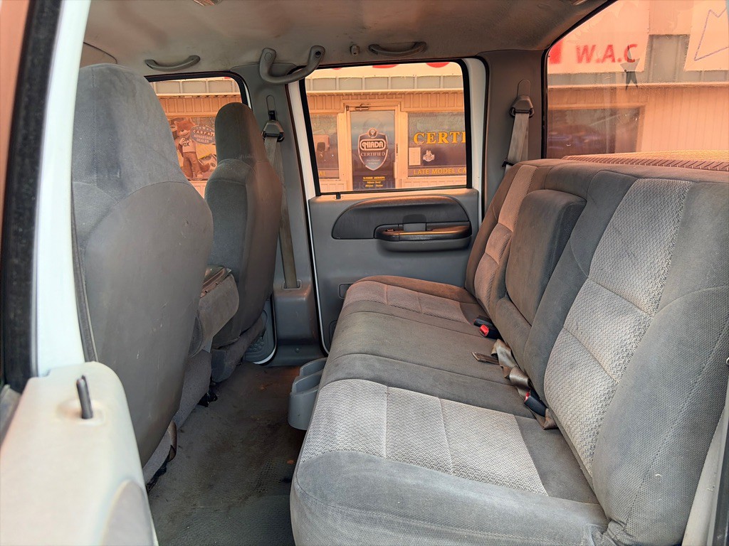2002 Ford F-350 Image 12