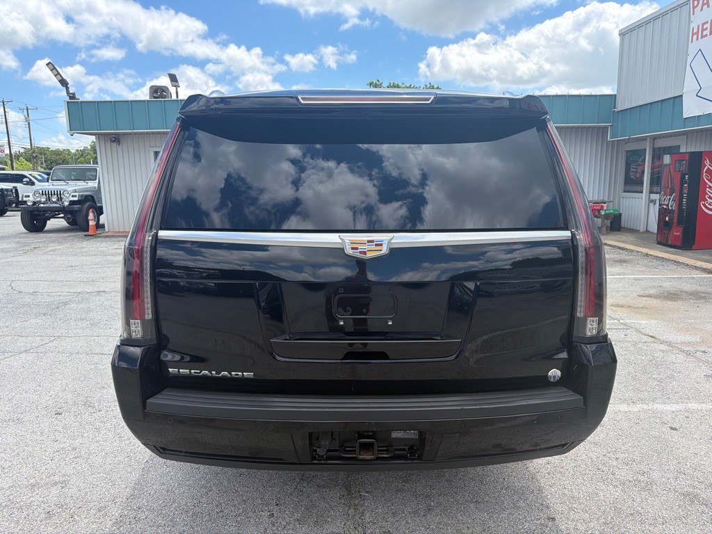 2019 Cadillac Escalade Image 4