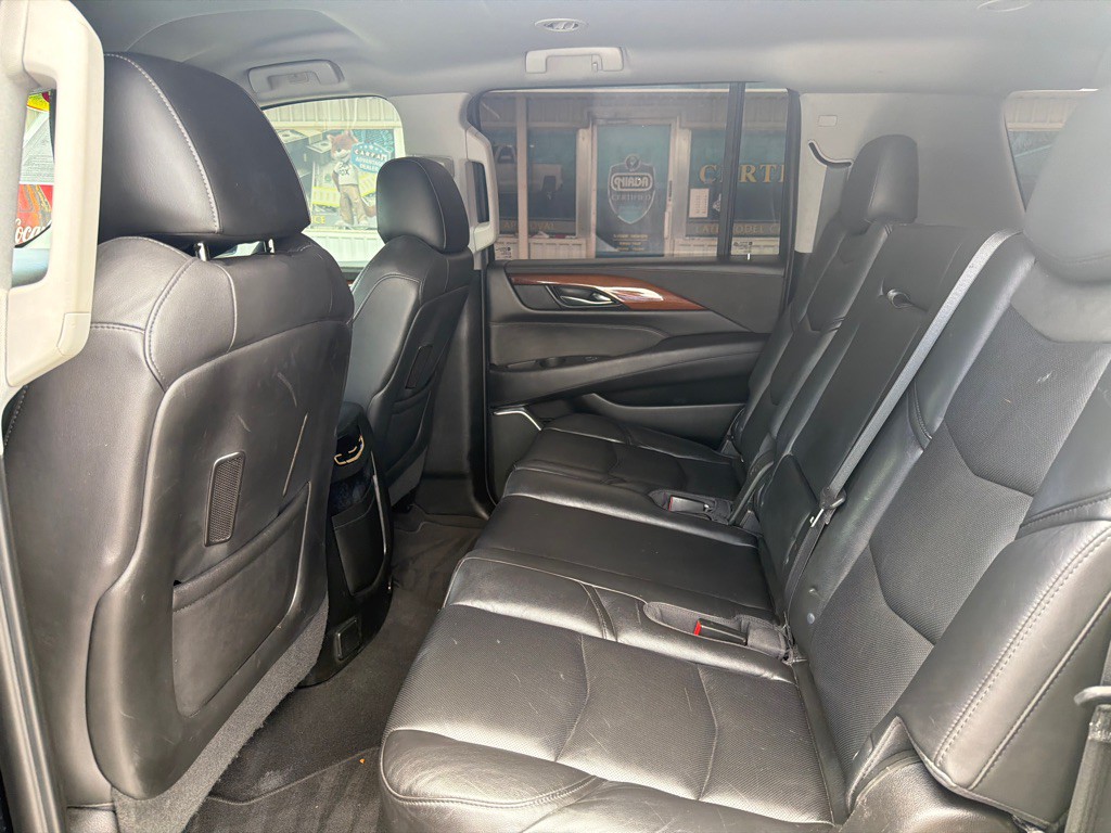 2019 Cadillac Escalade Image 11
