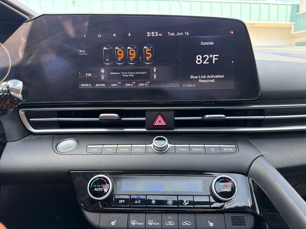 2021 Hyundai Elantra Image 14