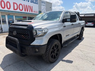 Image for 2018 Toyota Tundra CREWMAX SR5 ID: 7488848