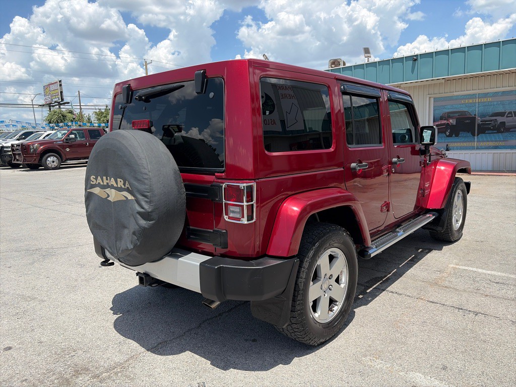 2011 Jeep Wrangler Unlimited Image 5