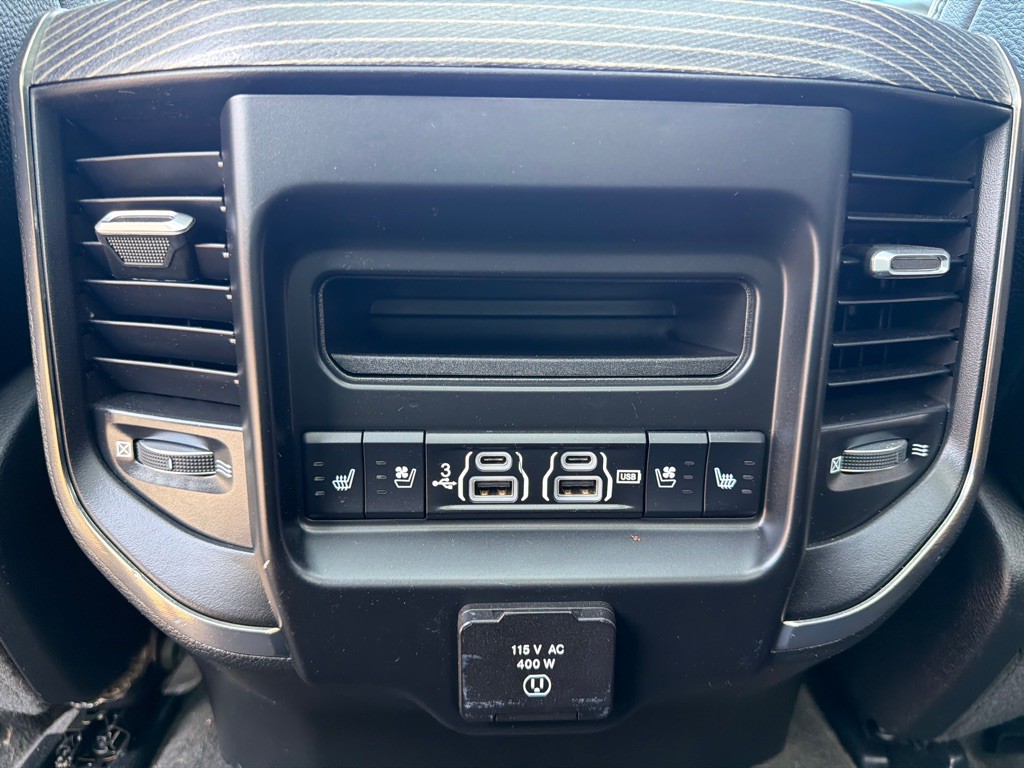 2020 RAM 1500 Image 15
