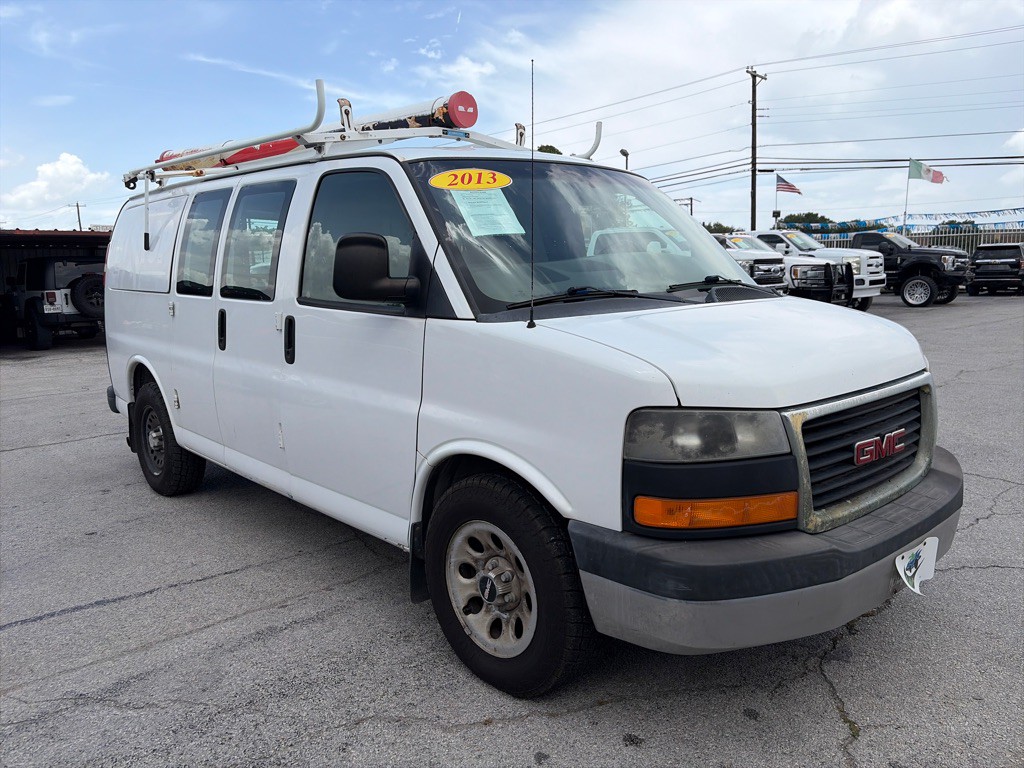 2013 GMC Savana Image 8