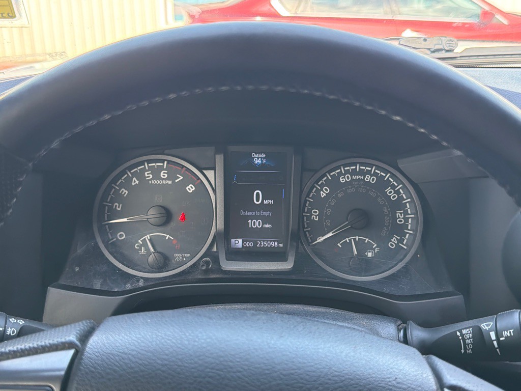 2018 Toyota Tacoma Image 14