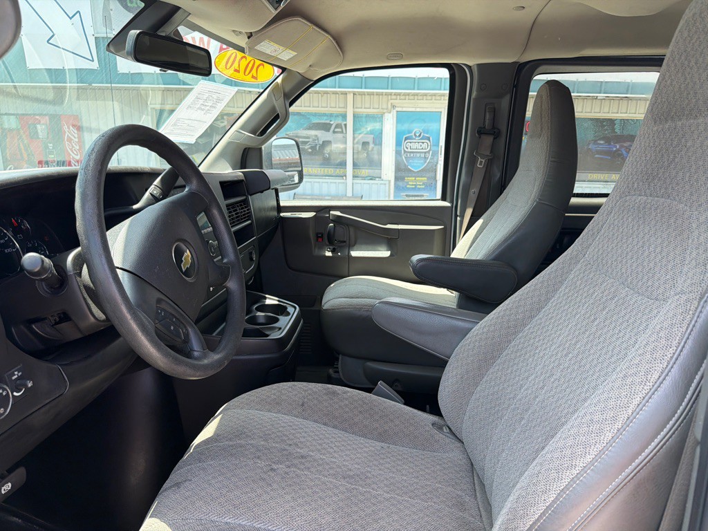 2020 Chevrolet Express Image 11