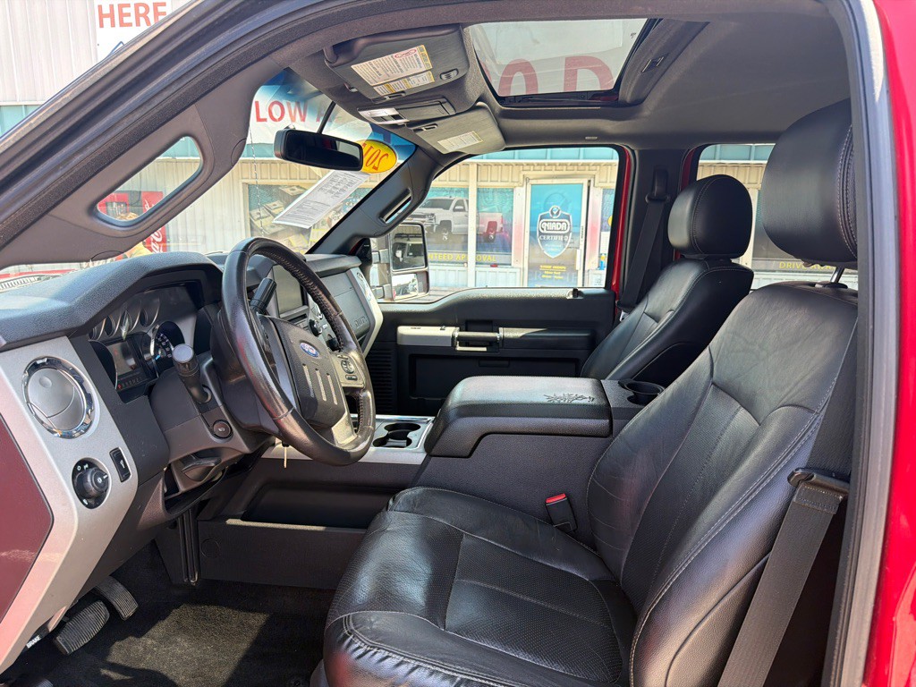 2015 Ford F-250 Image 11