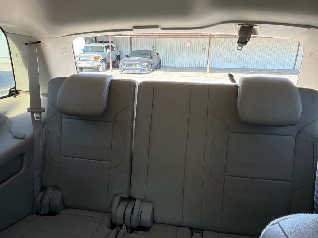 2015 Chevrolet Tahoe Image 14