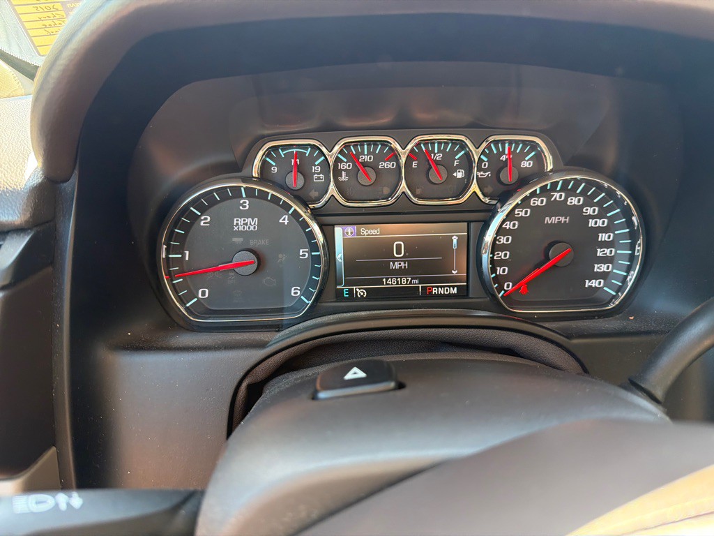 2015 Chevrolet Tahoe Image 19