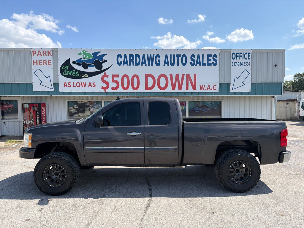 2010 Chevrolet Silverado 1500 Image 2