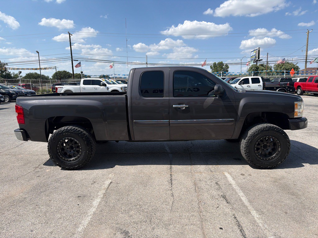 2010 Chevrolet Silverado 1500 Image 6