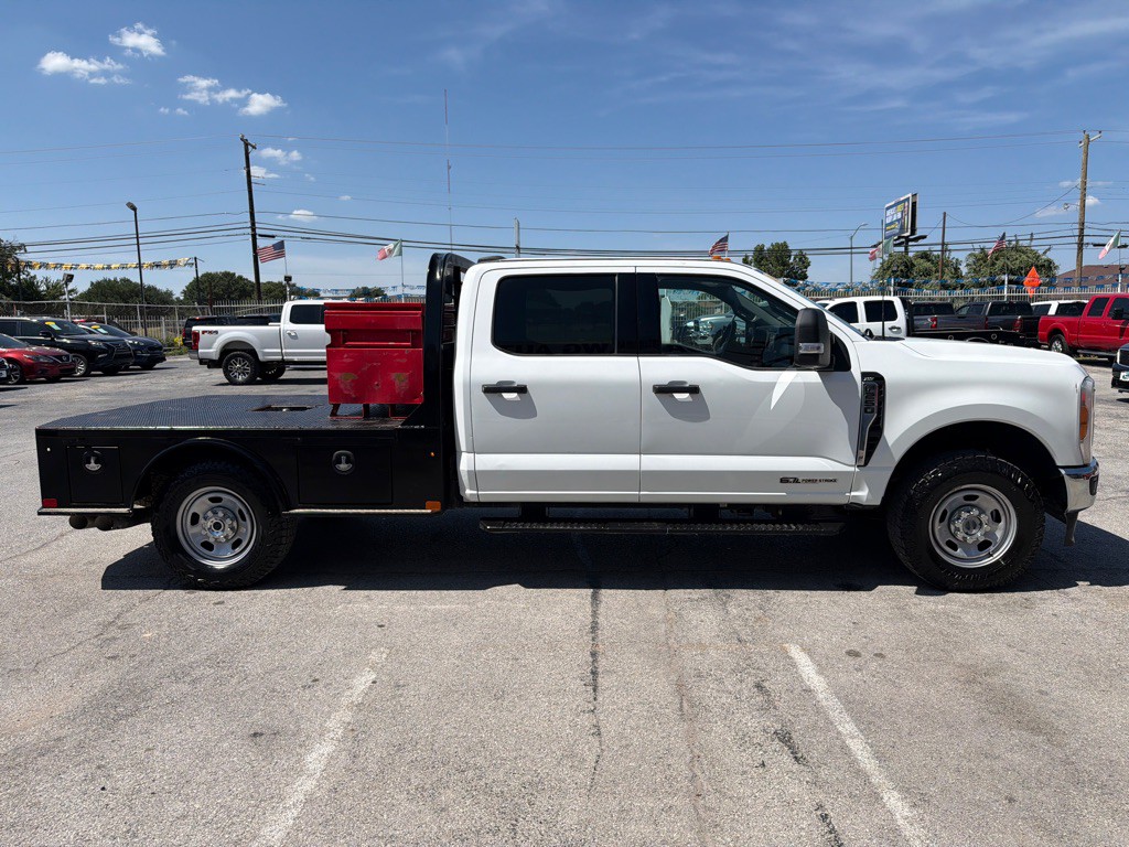 2023 Ford F-250 Image 6
